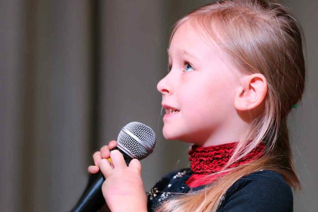 https://theenglishhub.uk/wp-content/uploads/2019/04/inner_image_event_01-640x427.jpg